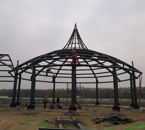 The&nbsp;mesh&nbsp;shape&nbsp;of&nbsp;square&nbsp;tube&nbsp;and&nbsp;circular&nbsp;tube&nbsp;combination